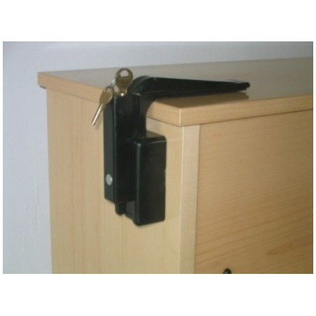 Serrure pour couvercle de piano droit