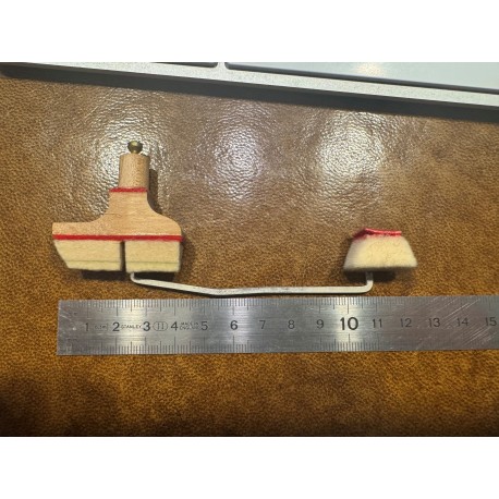 Extra étouffoir pour piano droit model 131